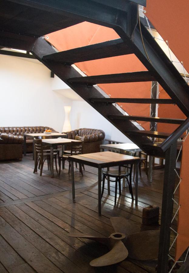 Schiffshotel "Schlafen Im Hafen" Hamburg Kültér fotó