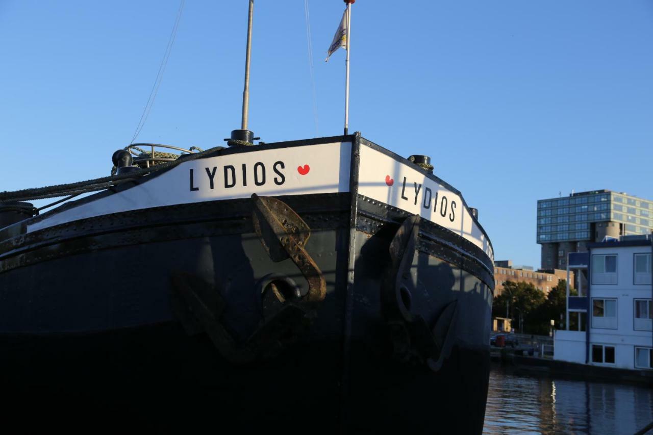 Schiffshotel "Schlafen Im Hafen" Hamburg Kültér fotó